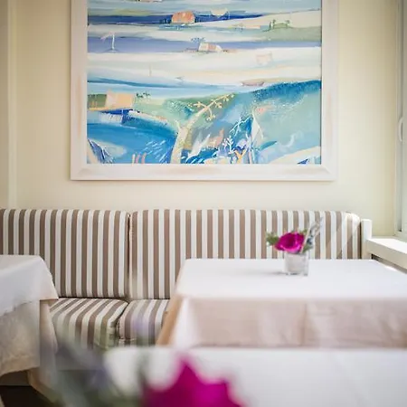 Vittoria Hotel