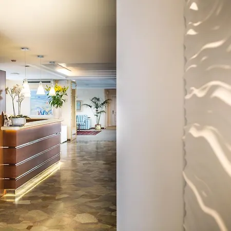 Vittoria Hotel 4*